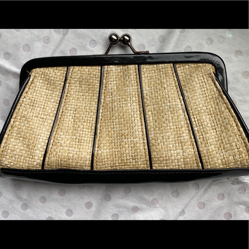 Ellen Tracy “Tracy” Clutch